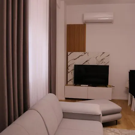 Apartment White House *